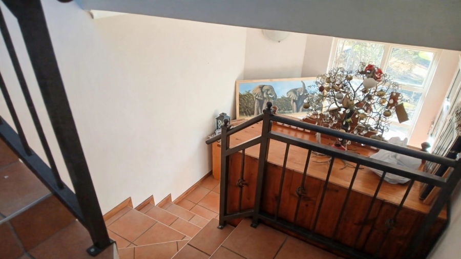 2 Bedroom Property for Sale in Oakglen Western Cape